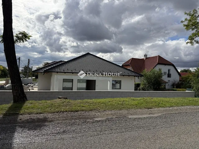 Eladó ház Martonvásár 112 nm
