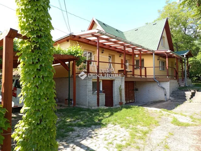 Eladó ház Budapest III. kerület 203 nm