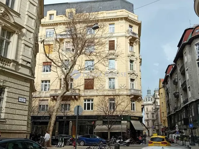 Eladó lakás Budapest V. kerület 105 nm