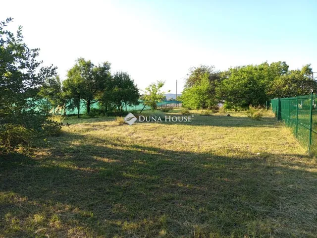 Eladó telek Solymár 1317 nm