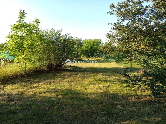 Eladó telek Solymár 1317 nm