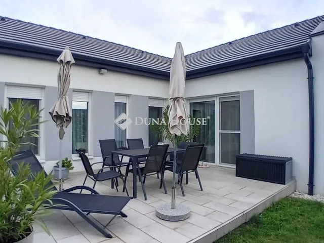 Eladó ház Telki 131 nm