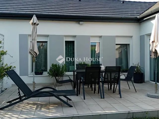 Eladó ház Telki, Őszapó köz 131 nm