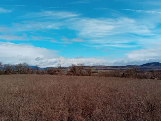 Eladó telek Perbál 13356 nm