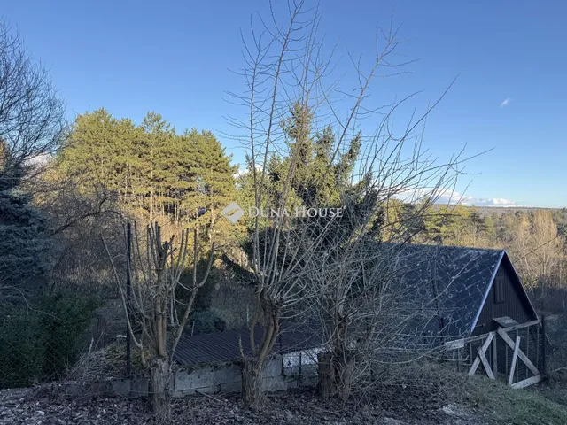 Eladó telek Biatorbágy 716 nm