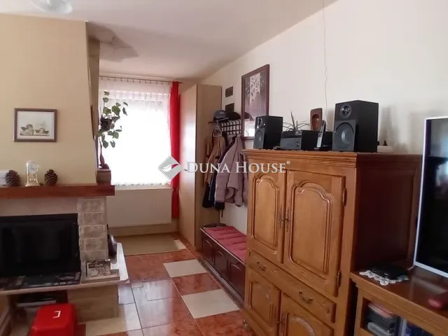 Eladó ház Tárnok, Kertbarátok utca 116 nm