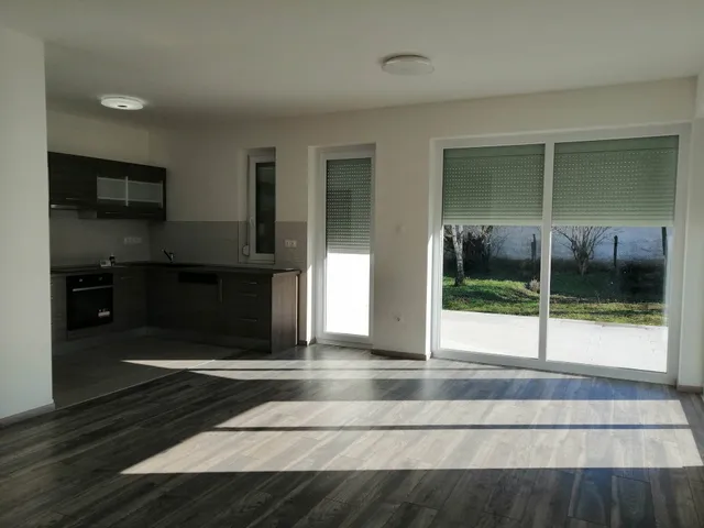 Kiadó ház Göd, Alsógöd 105 nm