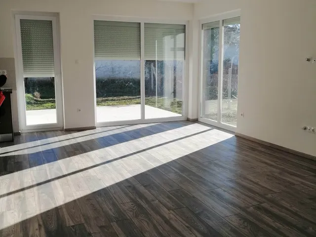 Kiadó ház Göd, Alsógöd 105 nm