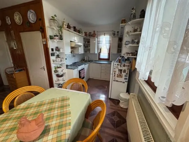 Eladó ház Nyíregyháza, Oros 128 nm