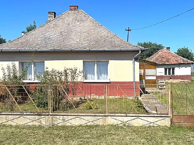 Eladó ház Nyíregyháza, Felsősima, Hosszúháti út 70 nm