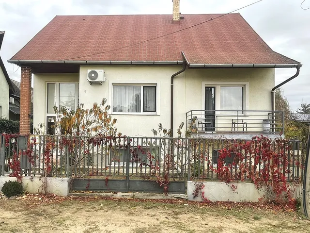 Eladó ház Nyíregyháza, Sóstógyógyfürdő 140 nm