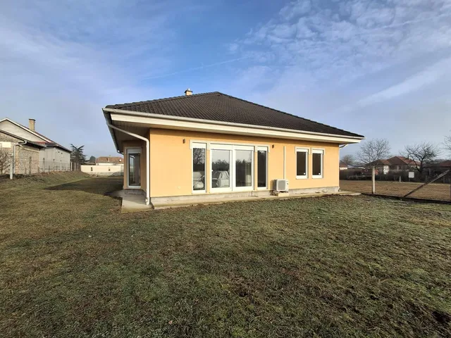 Eladó ház Nyíregyháza, Nyírszőlős 126 nm