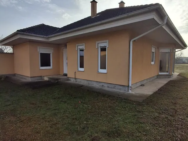 Eladó ház Nyíregyháza, Nyírszőlős, Borsikafű 126 nm