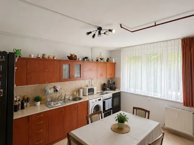 Eladó lakás Nyíregyháza, Örökösföld 54 nm