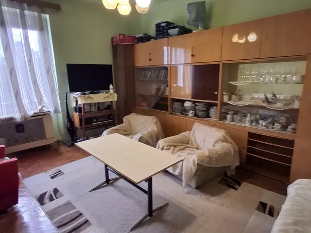Eladó lakás Nyíregyháza, Belváros, Hősök tere 52 nm