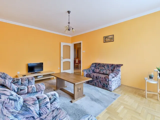 Kiadó lakás Budapest XII. kerület, Orbánhegy 66 nm