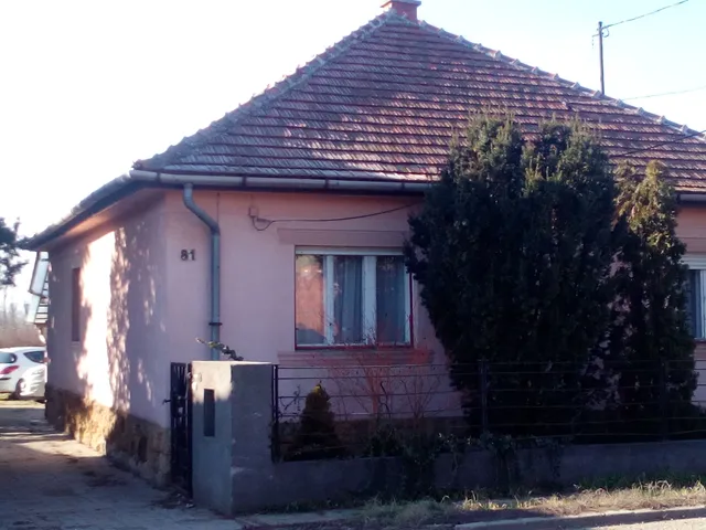Kiadó ház Felsőzsolca, Szent István 110 nm