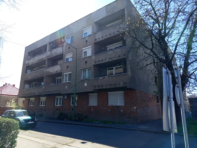 Eladó lakás Miskolc, Selyemrét, Latabár 56 nm