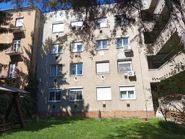 Eladó kereskedelmi és ipari ingatlan Miskolc, Belváros, József Attila 56 nm