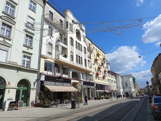 Kiadó lakás Miskolc, Belváros 102 nm