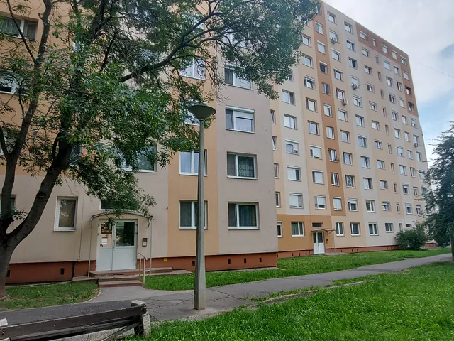 Kiadó lakás Miskolc, Diósgyőr, Kuruc 51 nm