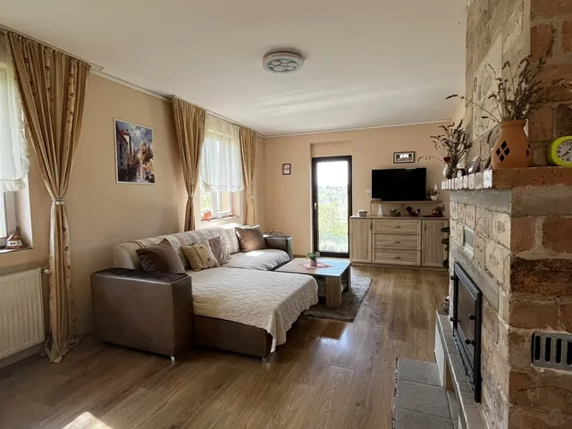 Eladó ház Miskolc, Komlóstető 160 nm