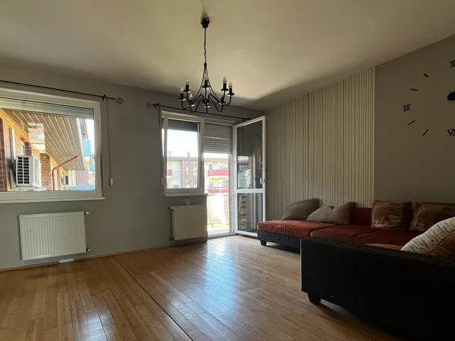 Eladó lakás Miskolc, Győri kapu 75 nm
