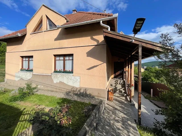 Eladó ház Miskolc, Majláth 167 nm