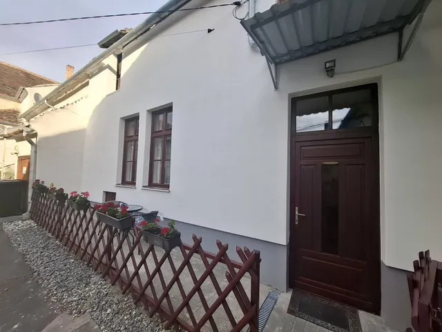 Eladó lakás Sopron, Belváros, Balfi út 51 nm