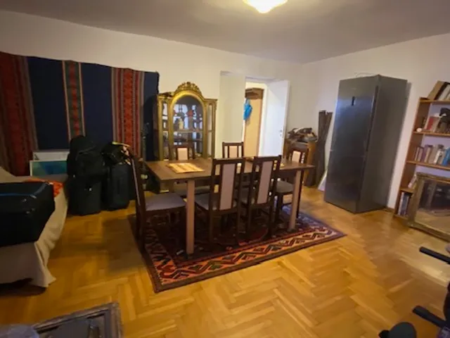 Eladó ház Budapest II. kerület, Máriaremete 220 nm