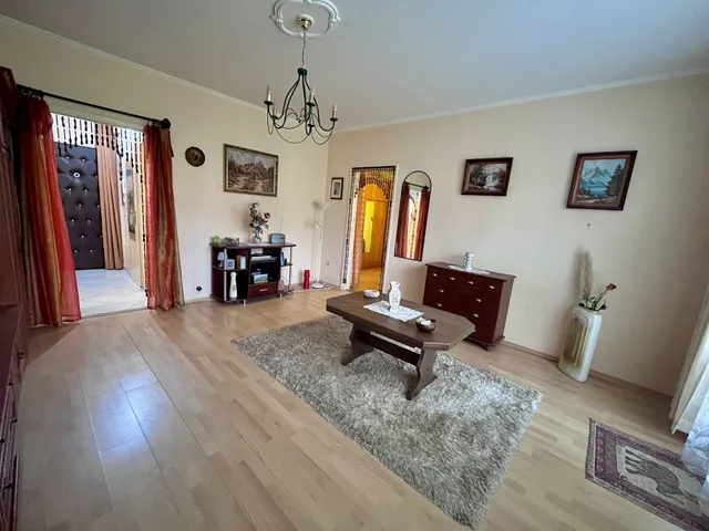 Eladó lakás Szombathely, Oladi lakótelep 55 nm
