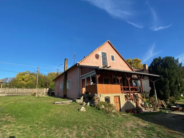 Eladó ház Iregszemcse 86 nm