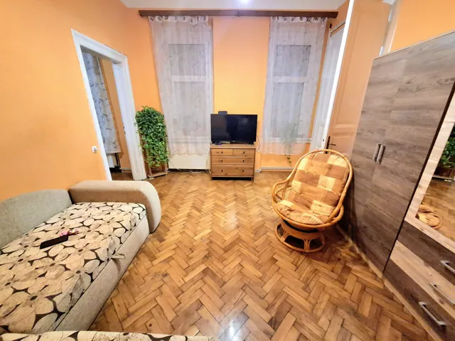 Eladó lakás Budapest VIII. kerület, Népszínház utca 55 nm