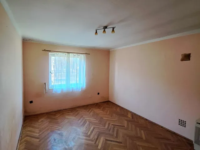 Eladó ház Lippó 99 nm