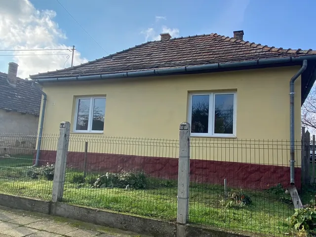 Eladó ház Iregszemcse 97 nm