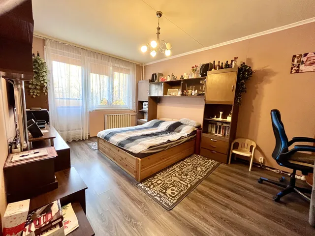 Eladó lakás Szombathely, Derkovits-lakótelep 58 nm