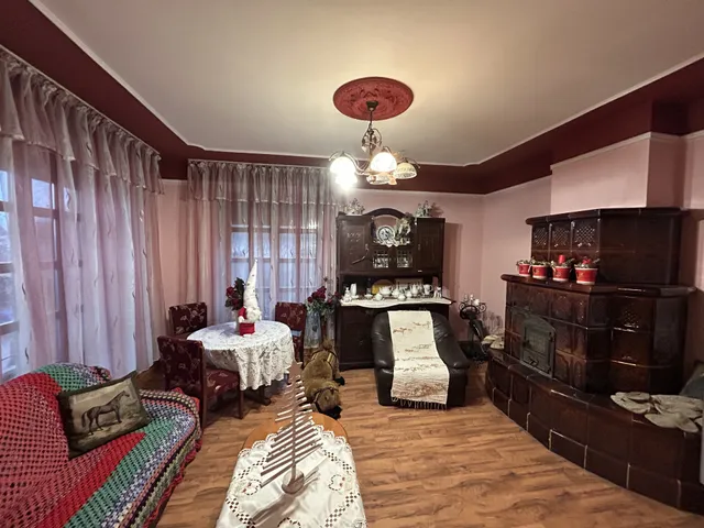 Eladó ház Tatárszentgyörgy 305 nm