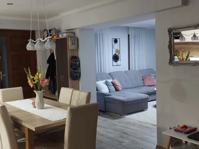 Eladó ház Szabadszállás 225 nm