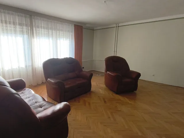 Eladó ház Tamási 120 nm