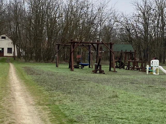 Eladó mezőgazdasági ingatlan Lajosmizse 65 nm