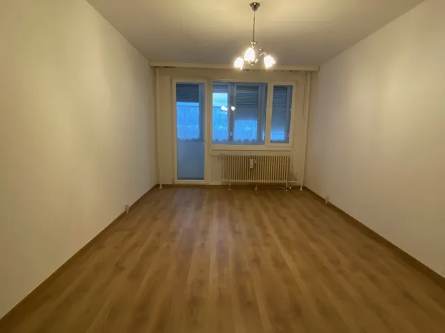 Eladó lakás Dunaújváros 52 nm