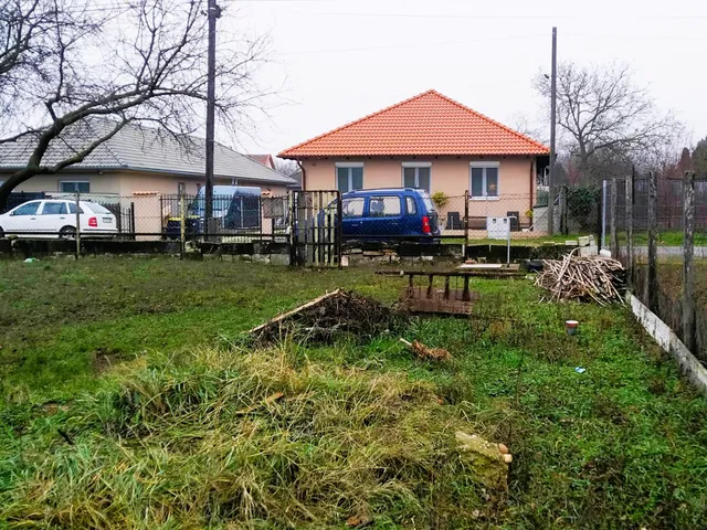 Eladó telek Monorierdő 525 nm