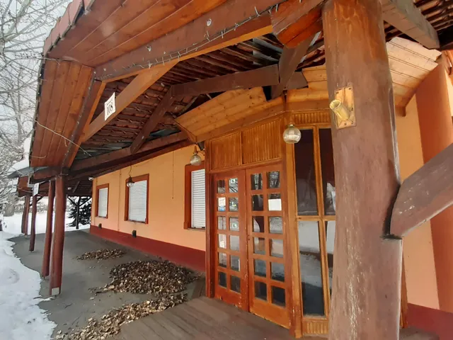 Eladó kereskedelmi és ipari ingatlan Monorierdő, Barátság utca 454 nm