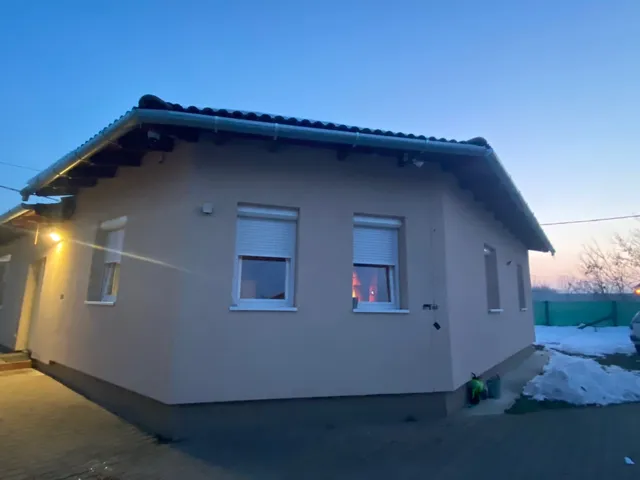 Eladó ház Ráckeve 180 nm