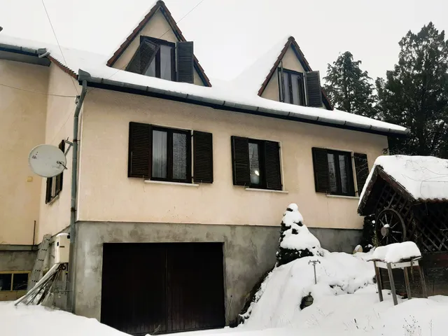 Eladó ház Káva 256 nm