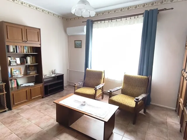 Eladó ház Tamási 79 nm