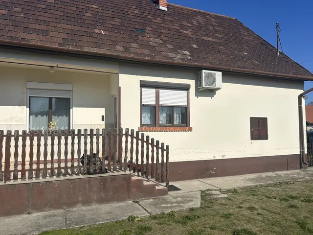 Eladó ház Csemő 115 nm