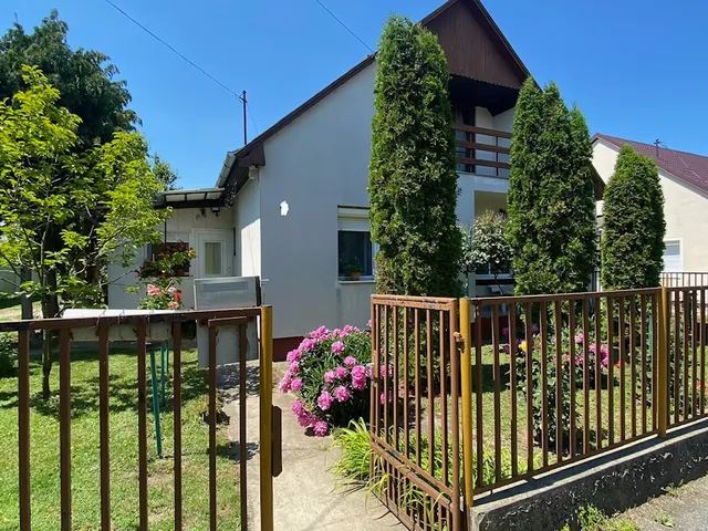 Eladó ház Siófok 92 nm