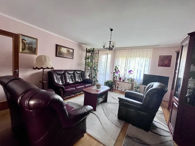 Eladó lakás Szombathely, Oladi lakótelep 75 nm