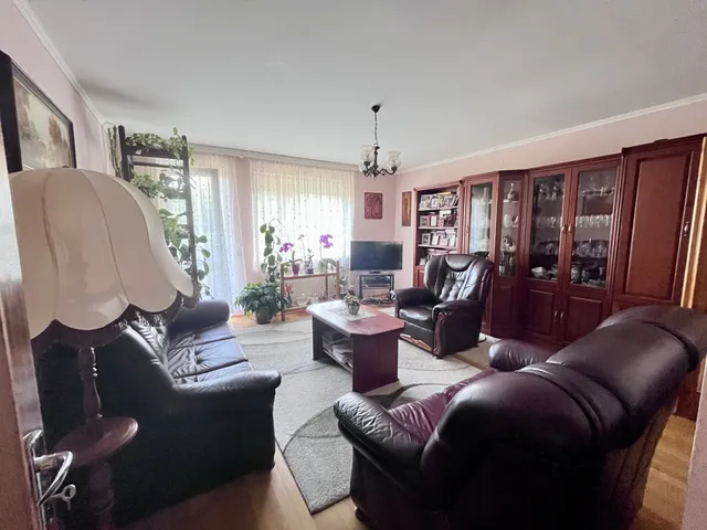 Eladó lakás Szombathely, Oladi lakótelep 75 nm